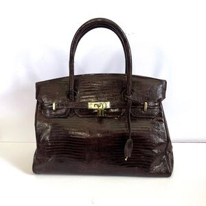 Elegant Brown Leather Tote Bag